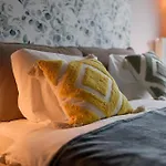 Madalinskiego Deluxe