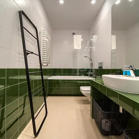 Madalinskiego Deluxe Apartment *