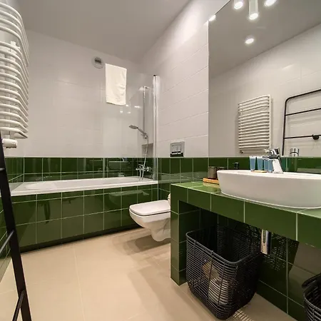 Madalinskiego Deluxe Breslavia