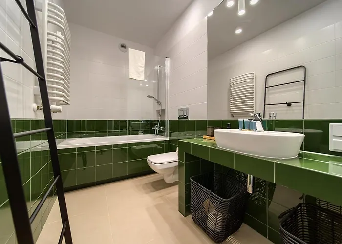 Madalinskiego Deluxe Wroclaw