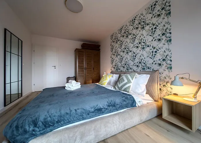 Madalinskiego Deluxe Wroclaw