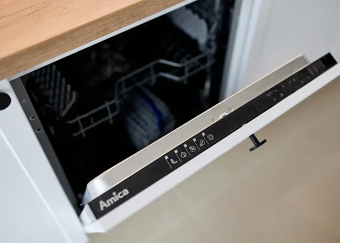 Madalinskiego Deluxe Wroclaw